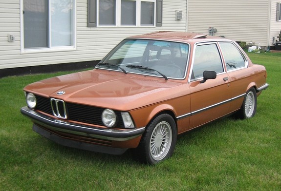 Zdjęcie modelu BMW 3-series E21 4