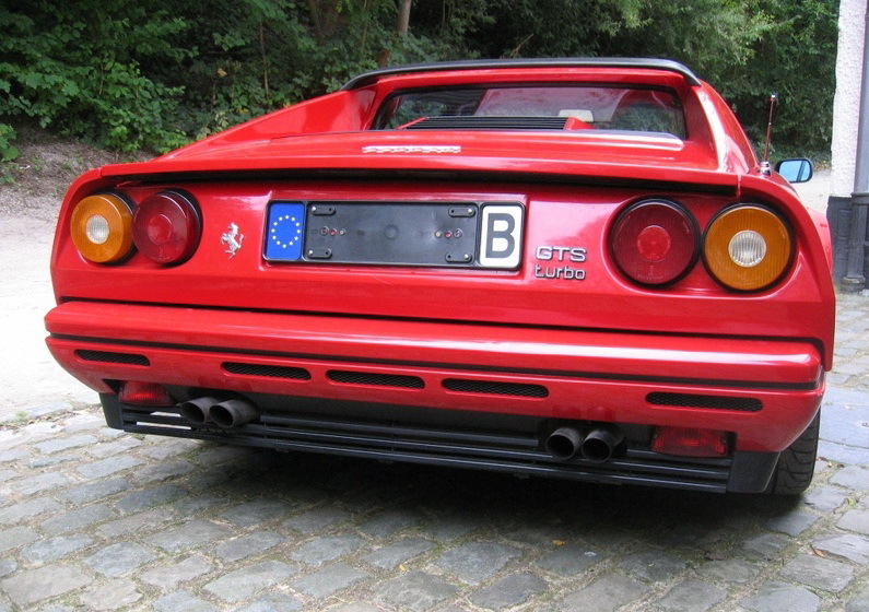 Zdjęcie modelu Ferrari 208 9
