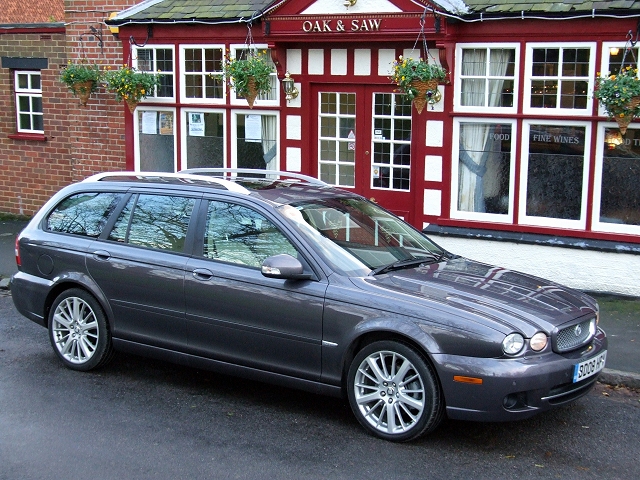 Zdjęcie modelu Jaguar X-Type Estate 1