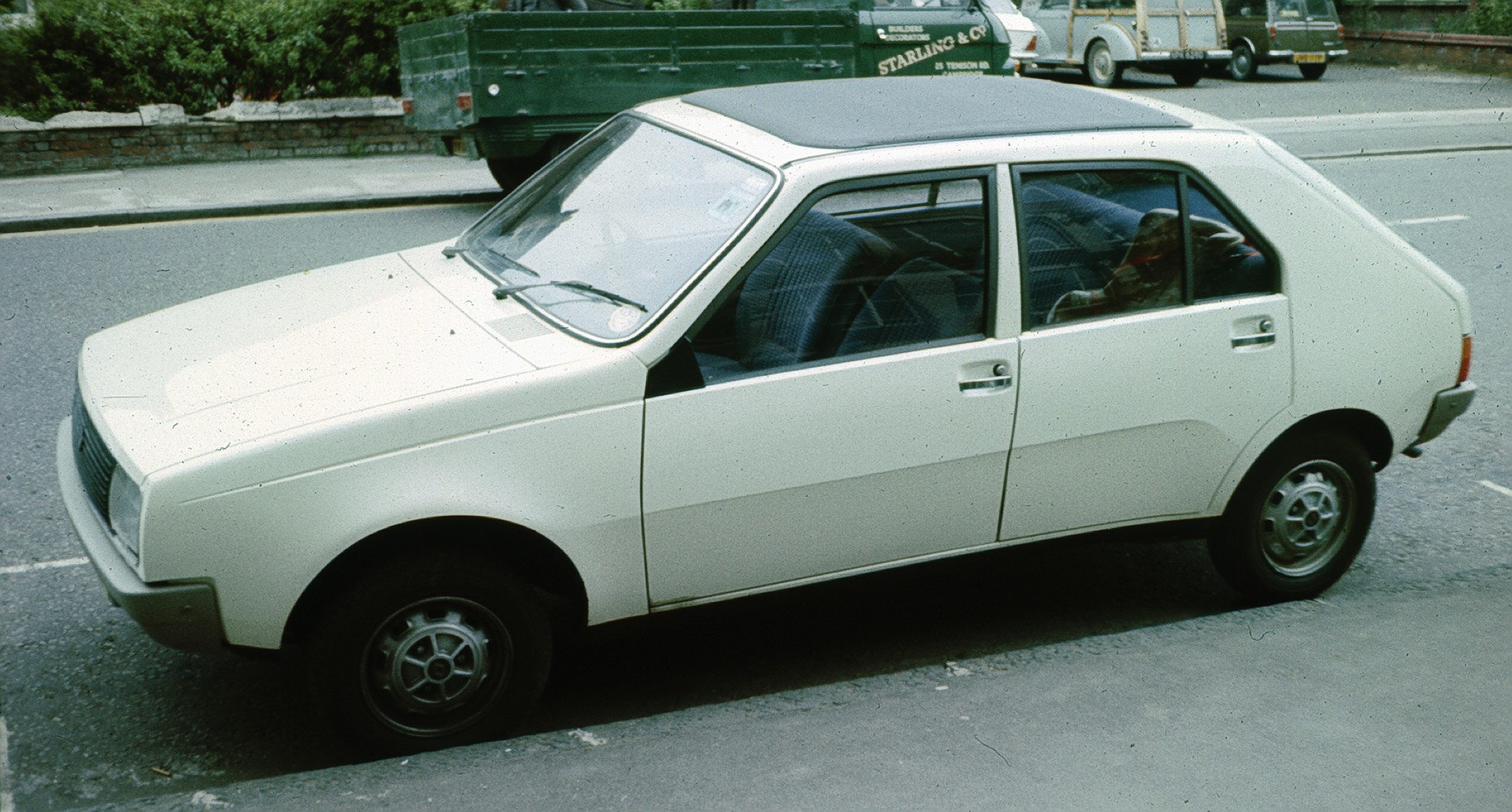 Zdjęcie modelu Renault 14 10